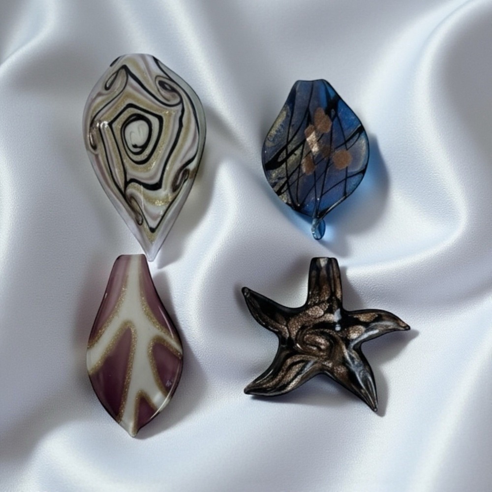 Murano Style Blown Glass Pendants Set of 4 Leaf & Starfish Foil Art Jewelry EUC